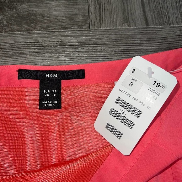 NEW H&M Coral Midi Skirt Size 8 - Picture 2 of 2